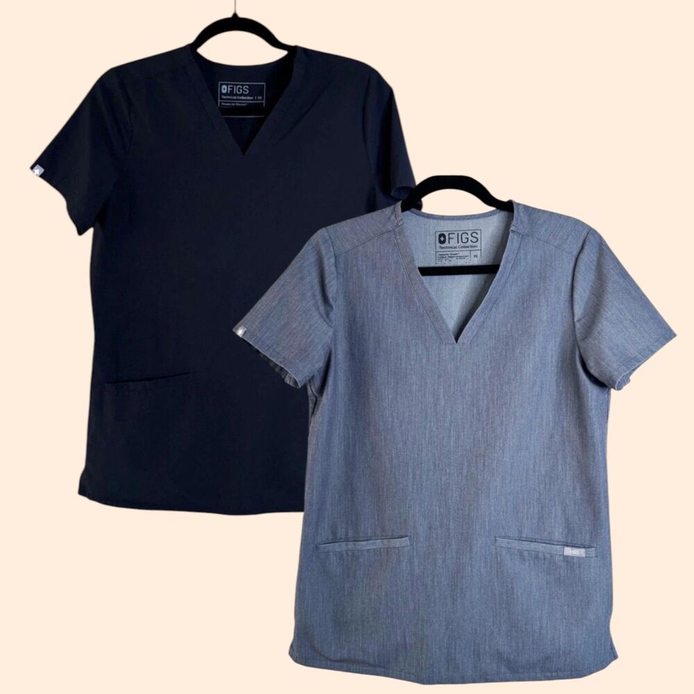 FIGS V Neck Scrubs Top Set